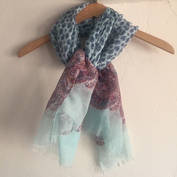 Anthropologie Accessories - Lightweight scarf